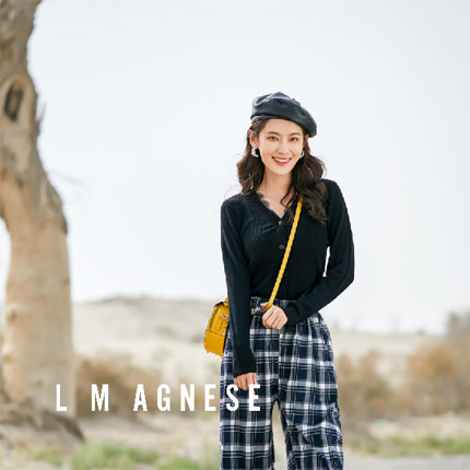 L M AGNESE' light and luxurious clothes are fashionable in autumn and winter